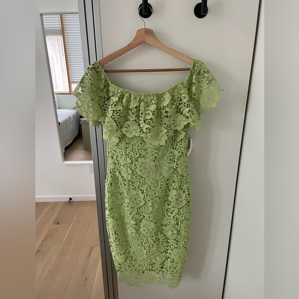 Never worn dress! Paper Dolls brand